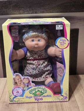 Cabbage Patch Kids Magic Touch ColorSilk Doll